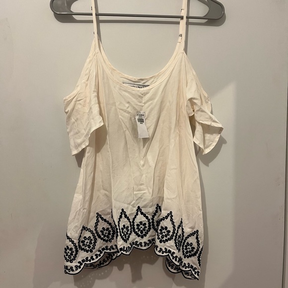 Abercrombie & Fitch Tops - Abercrombie & Fitch tank top